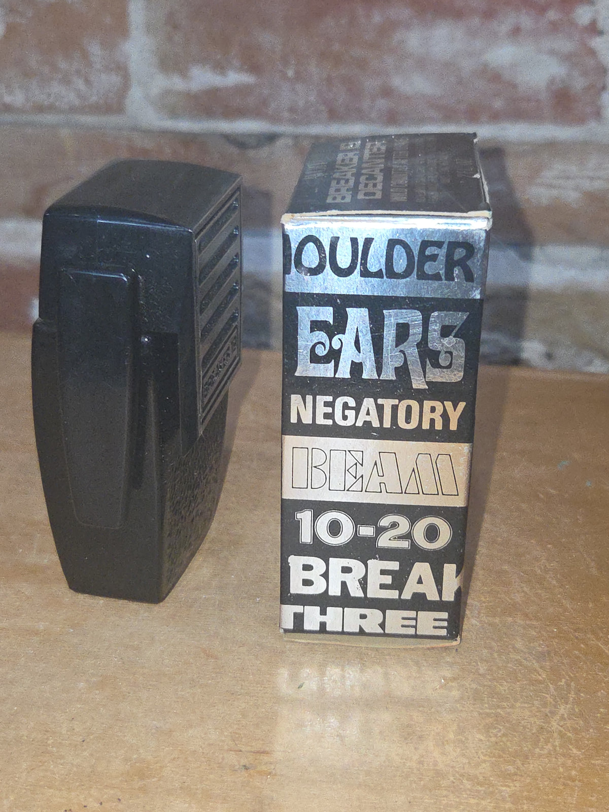 Vintage Avon Breaker 19 Wild Country After Shave EMPTY av011