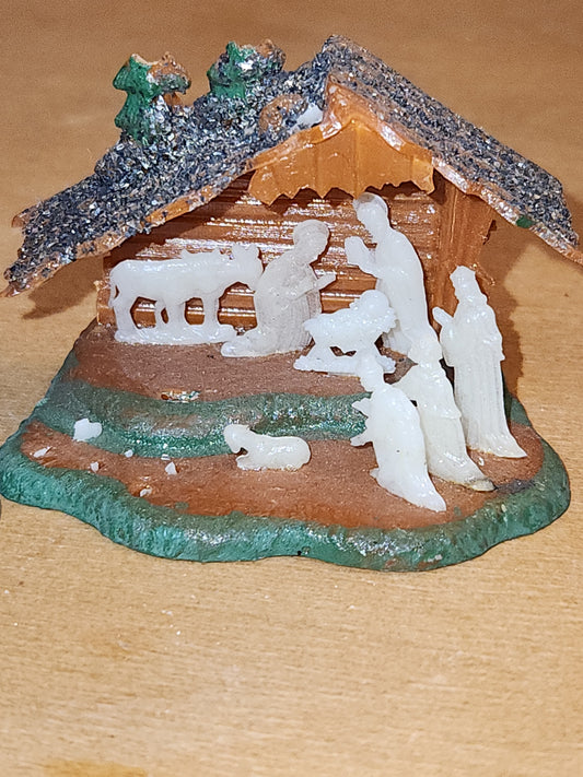 Vintage Set of Two miniature Plastic Celluloid Nativity Ornaments Made in Hong Kong Mica n11