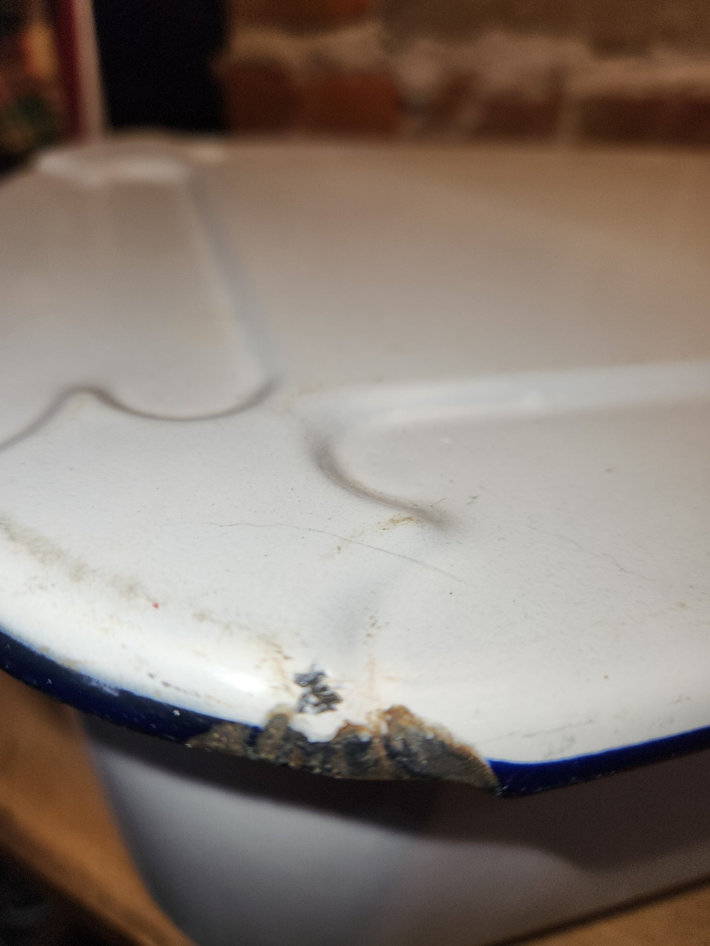 Vintage Enamelware Refrigerator Box or Baking Dish with Lid White & Black en78