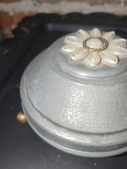 Antique Music Metal Powder Box On stand mb89