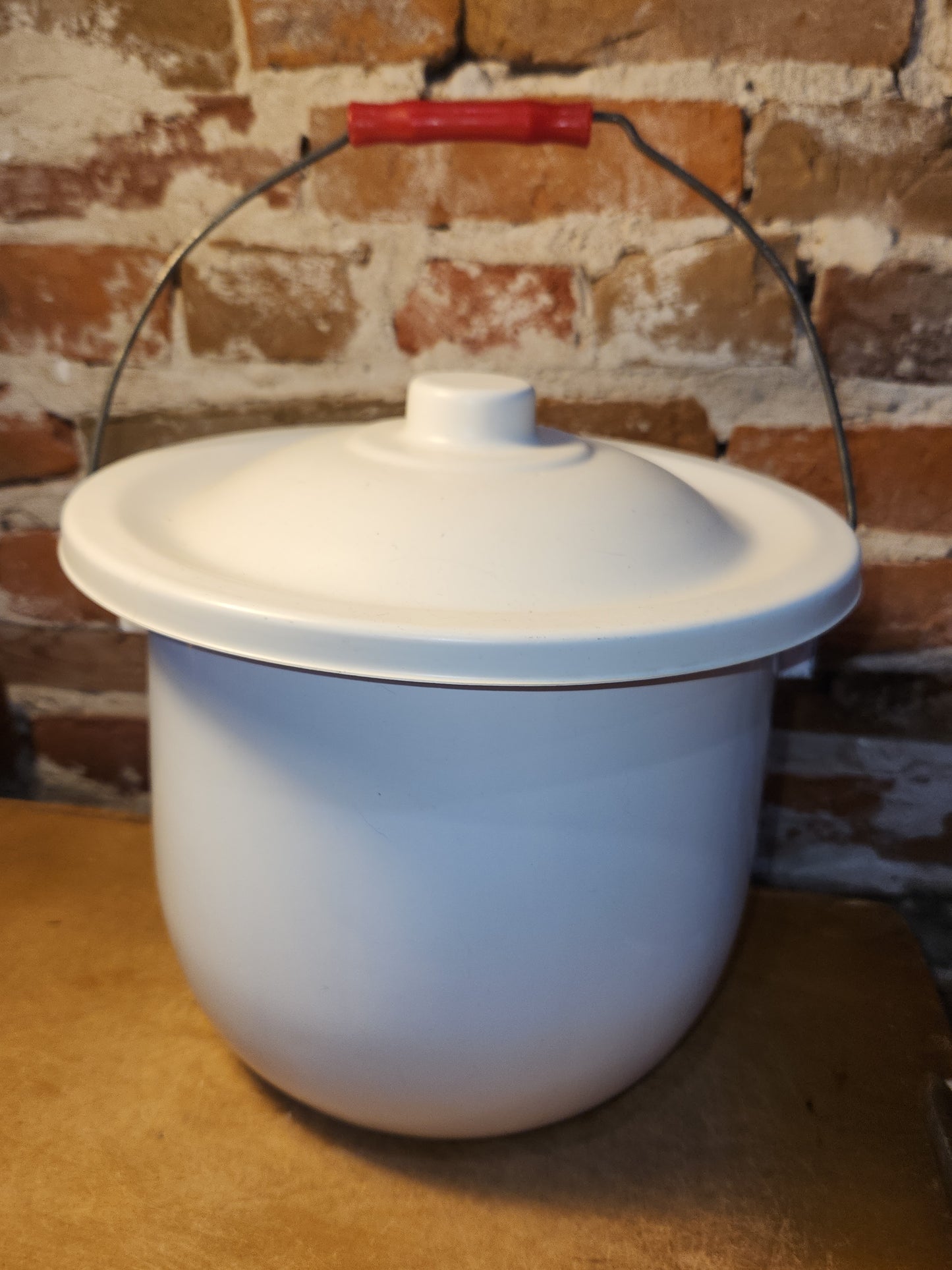 Vintage Enamel Columbian Chamber Pot Lid Handle USA ew113