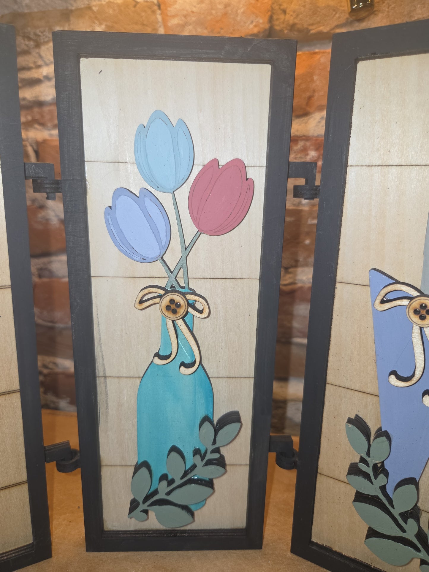 Trio Frame Decor Spring Bird Umbrella Tulips 10 1/2" tt71