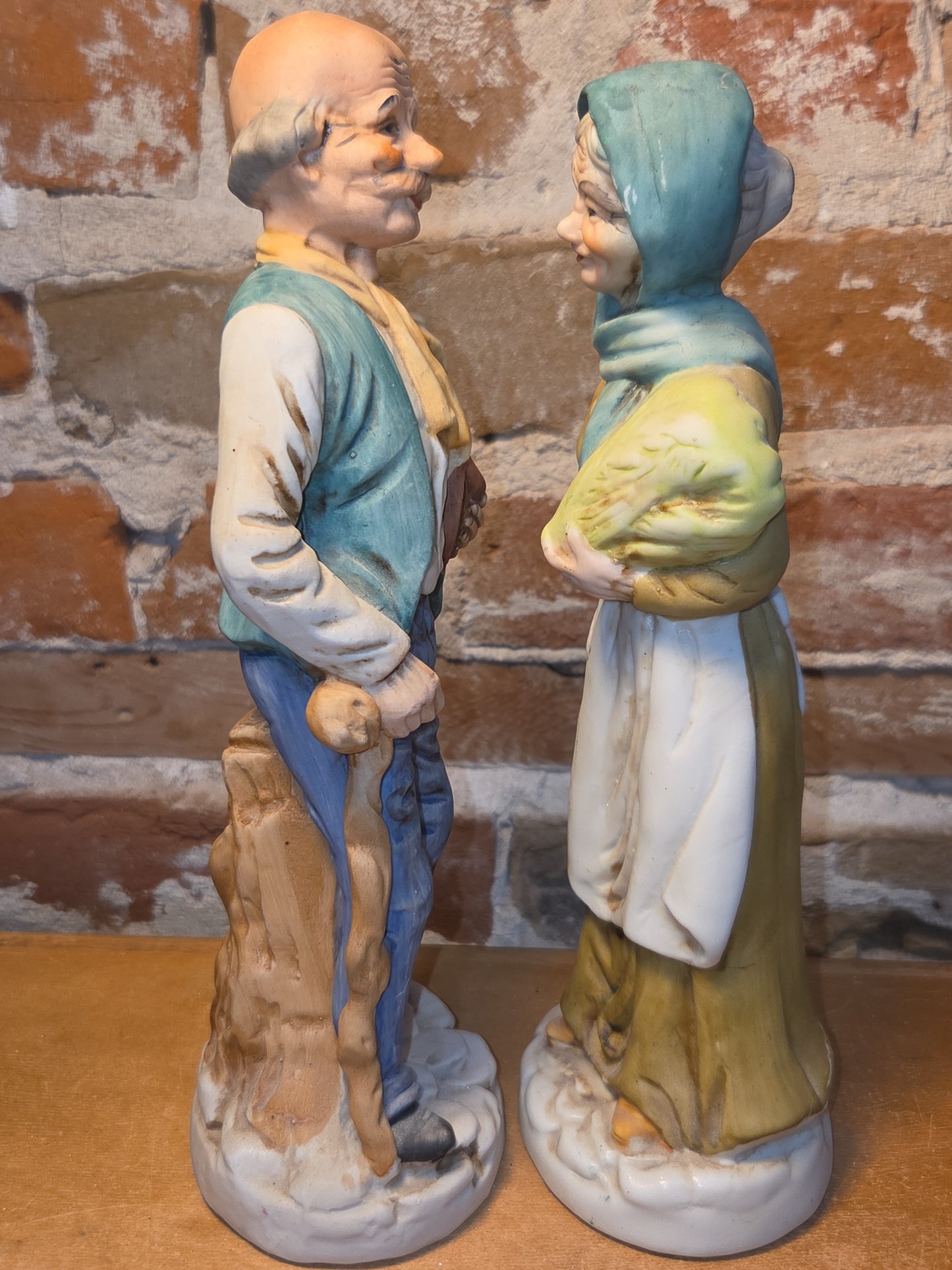 Vintage UCGC Bisque Porcelain Old Man & Old Woman Figurine Taiwain Cabbage 2fi