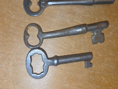 Vintage Keys Set of 8 Clock Winding Skeleton Brass West Germany