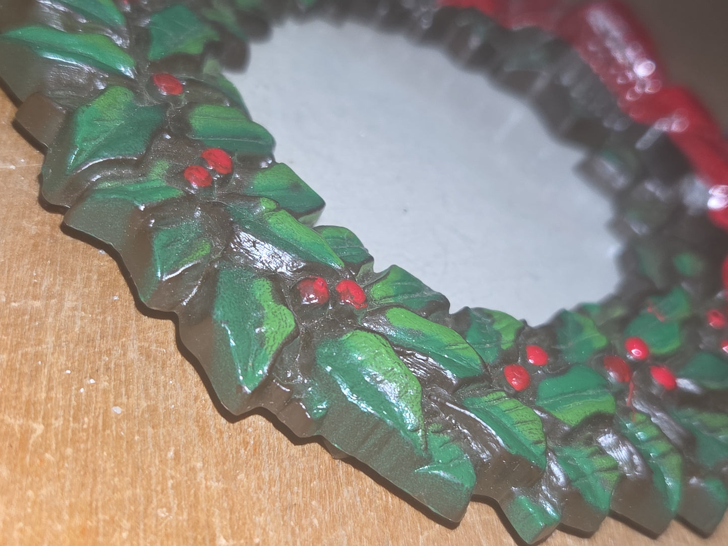 Vintage Avon Ornament Captured Moments Picture Frame Christmas Wreath 1984 NO BOX