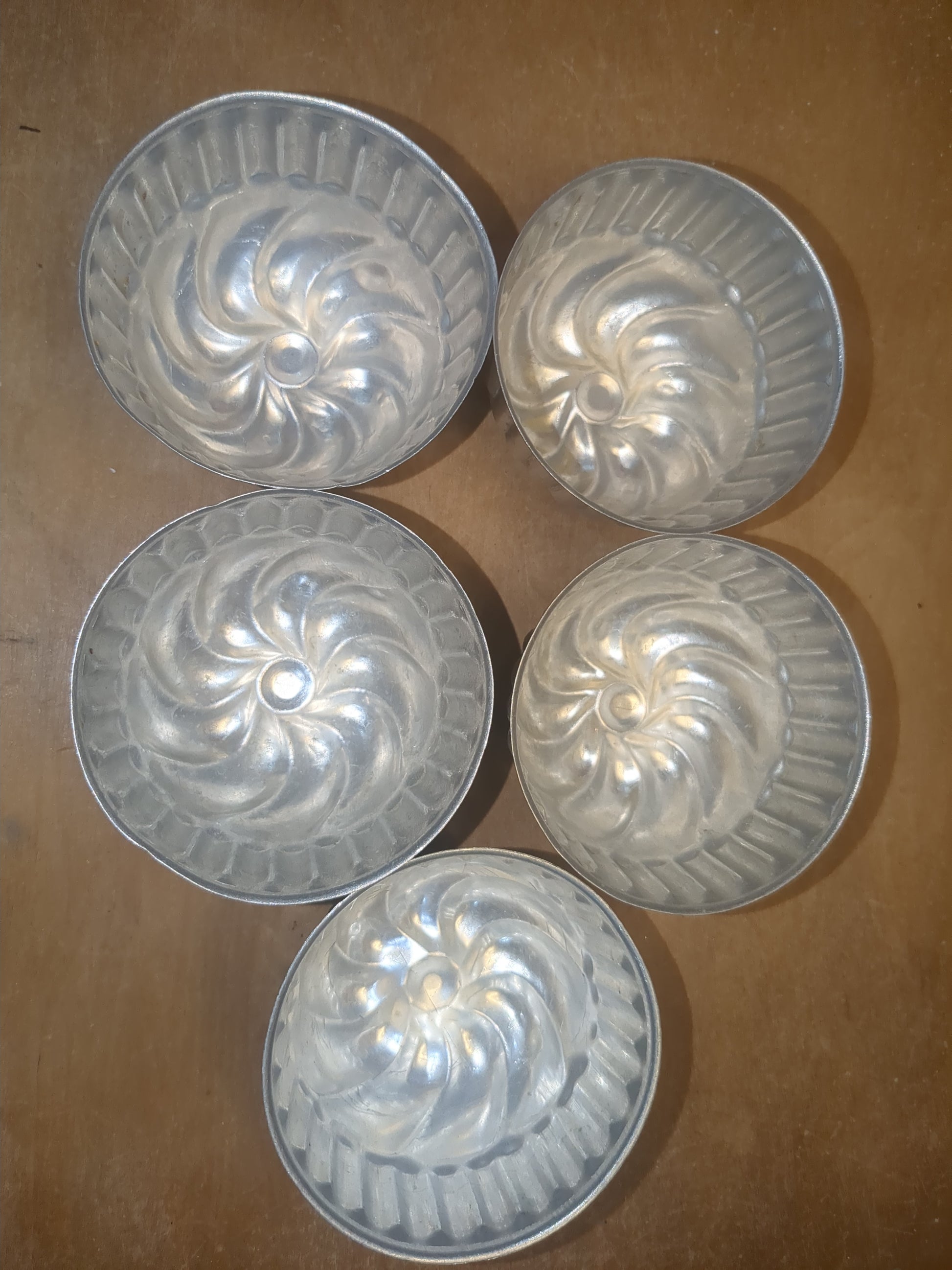 Vintage Aluminum Molds Jello Cake Tart Bundt 3" Diameter alu07