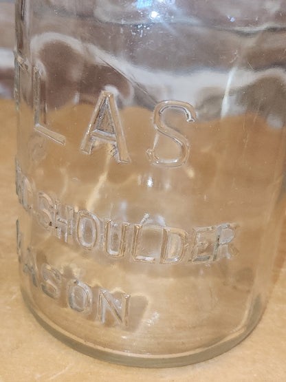 Vintage Atlas Strong Shoulder Clear Quart Jar and Atlas Lid jar92