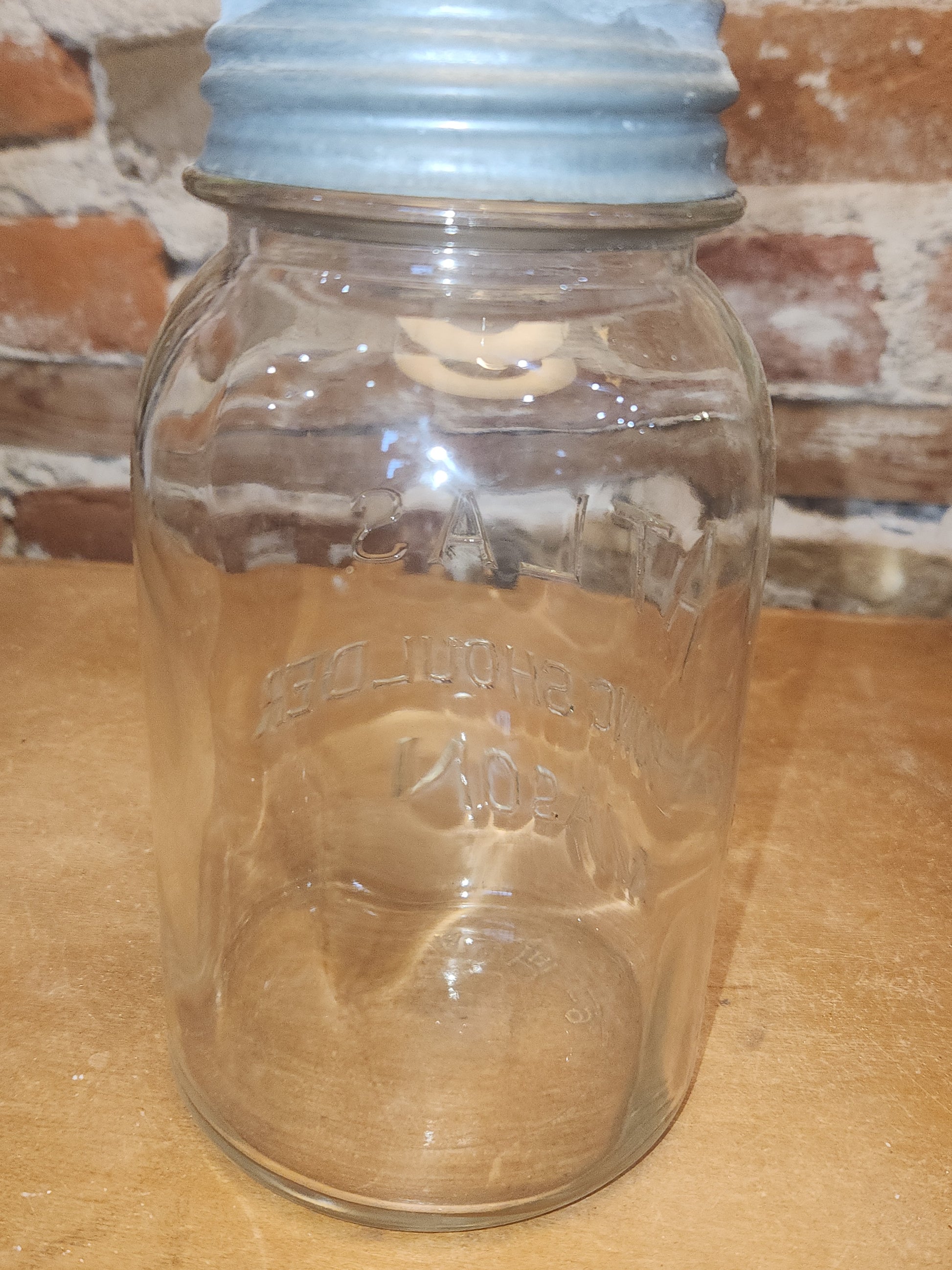 Vintage Atlas Strong Shoulder Clear Quart Jar and Atlas Lid jar92