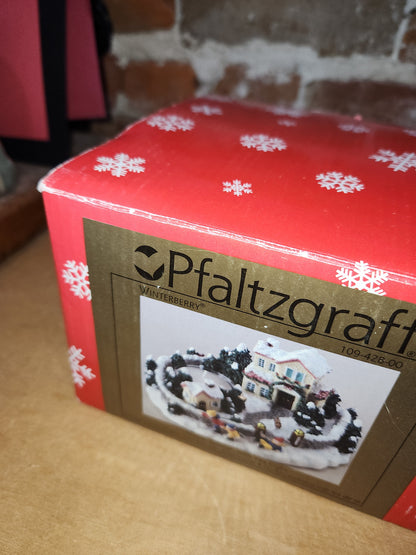 Vintage Pfaltzgraff Winterberry Scenic Village with Tea Light 2001