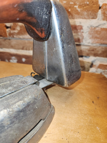 Vintage Gasoline Powered Montgomery Ward Quik Lightening Iron si4