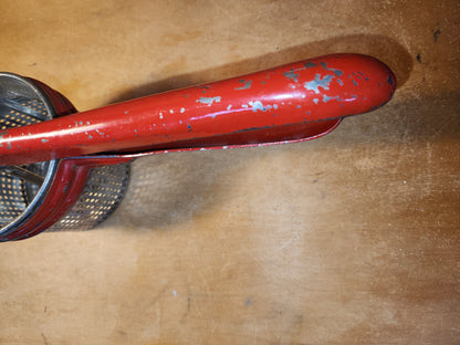Vintage Handy Things Potato Ricer Michigan Red Handle kit912