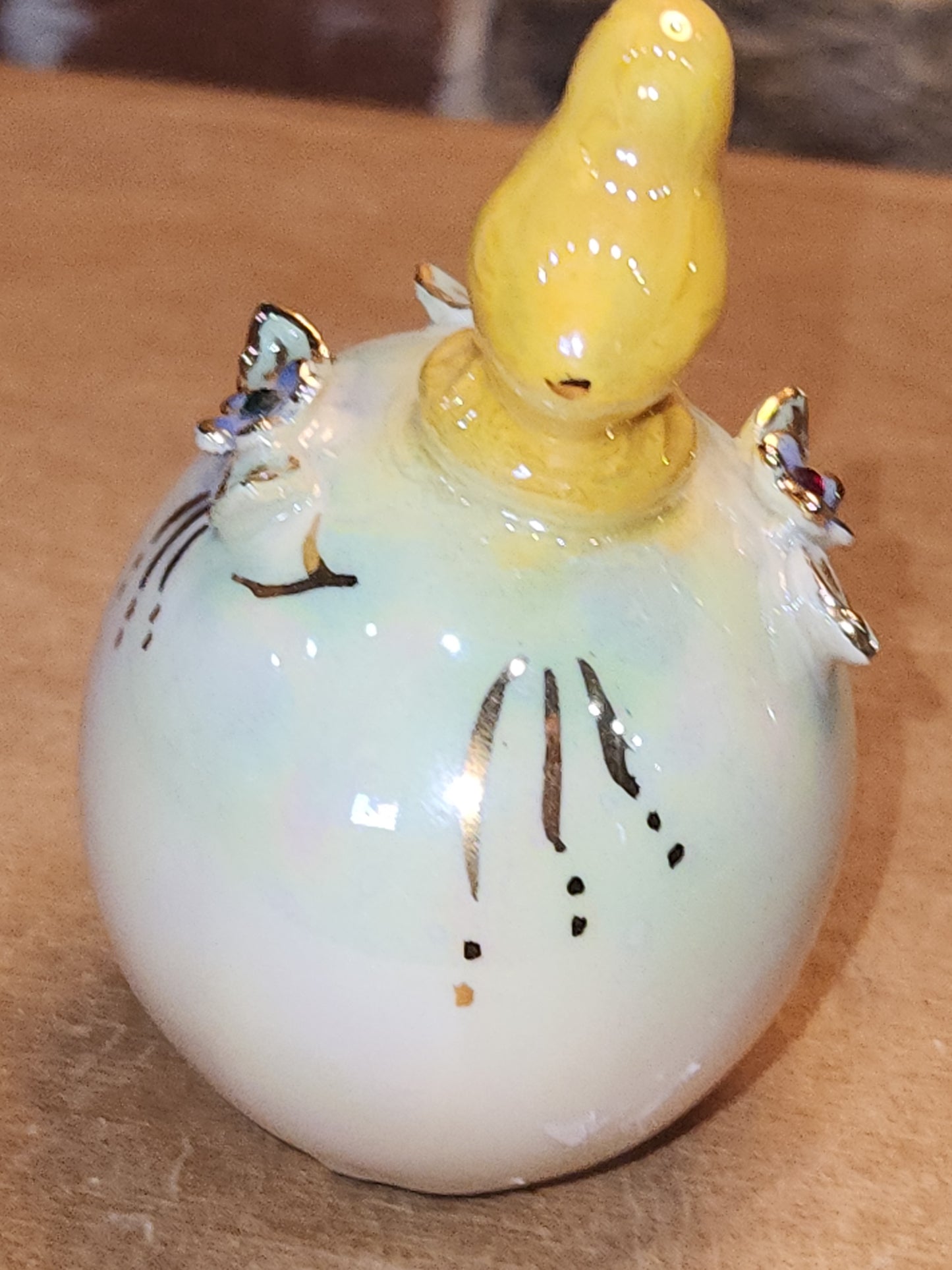Vintage Porcelain Egg with 3D Chick Flowers and Leaves Gold Accents. Eg10