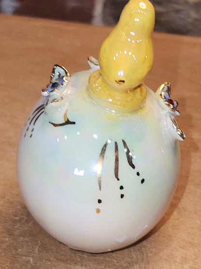 Vintage Porcelain Egg with 3D Chick Flowers and Leaves Gold Accents. Eg10