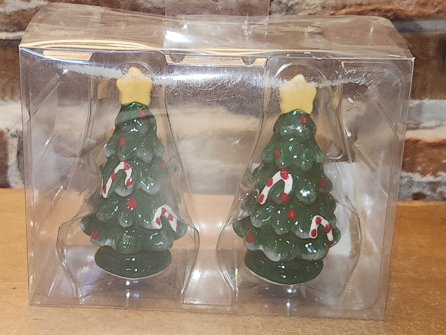 Salt and Pepper Shakers Christmas Trees Sp20