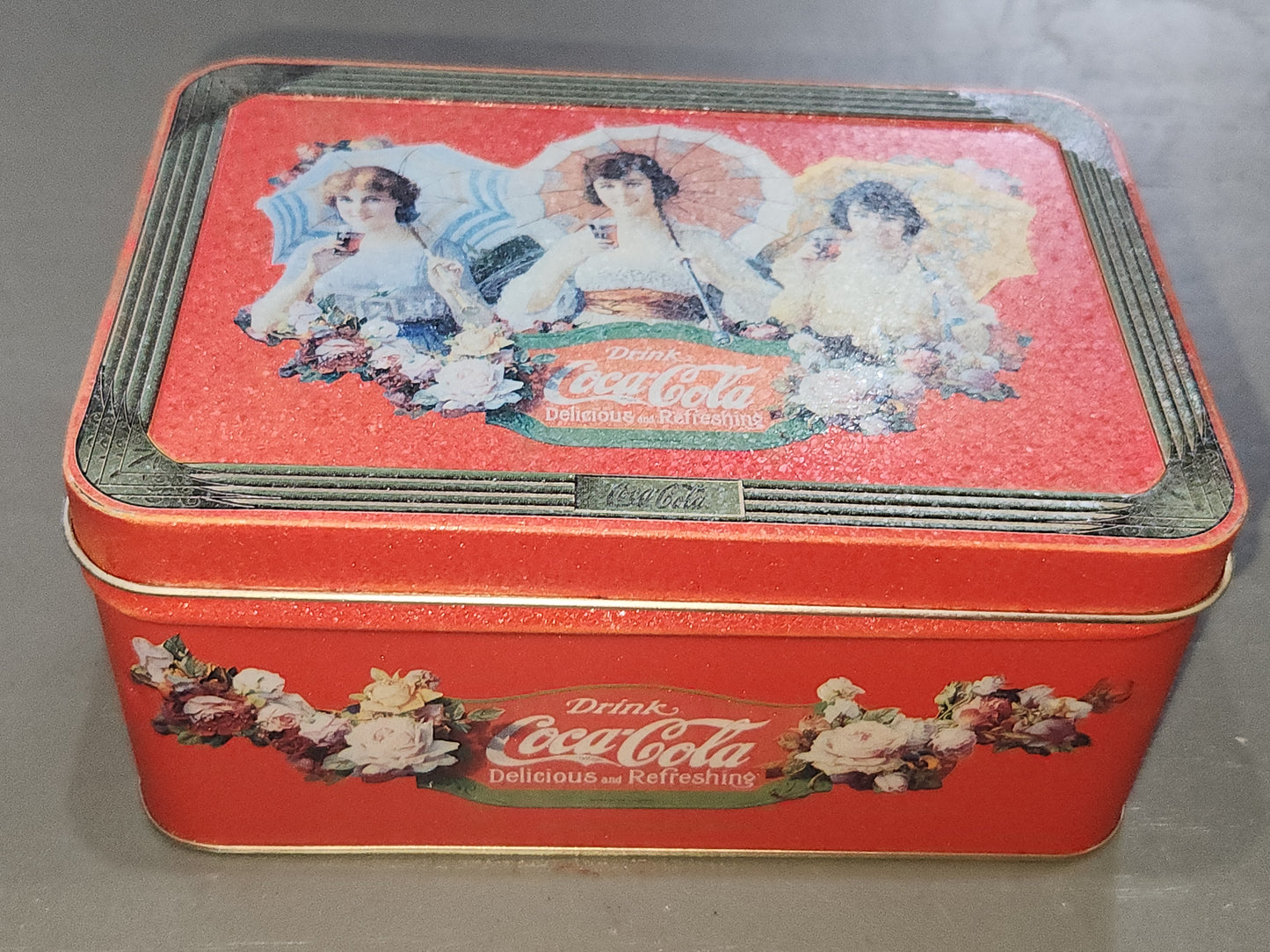 Vintage Tin Coca-Cola Red Pam Renfroe 1997 cct76