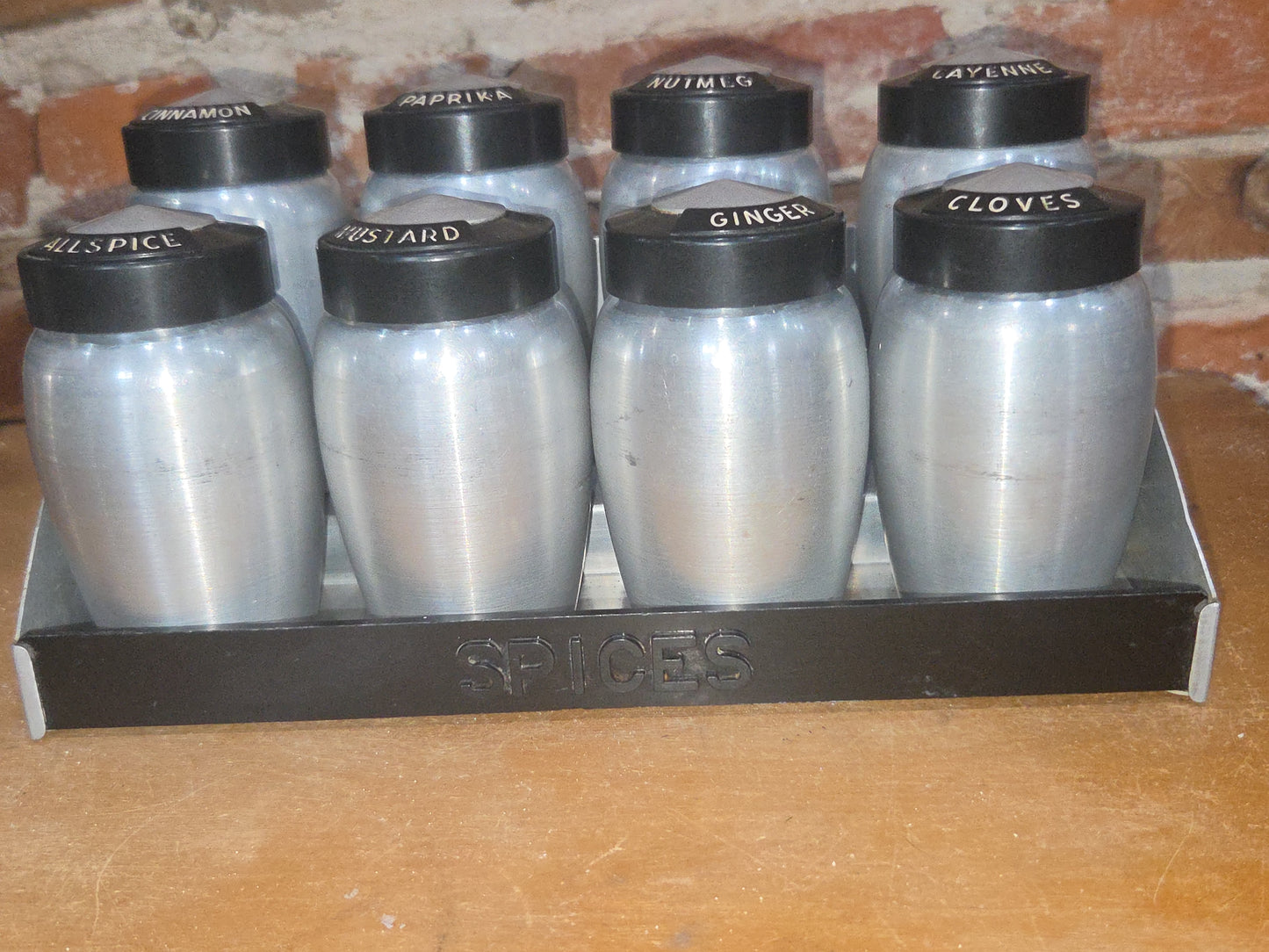 Kromex Vintage Aluminum Spice Set of 8 and Rack alu003