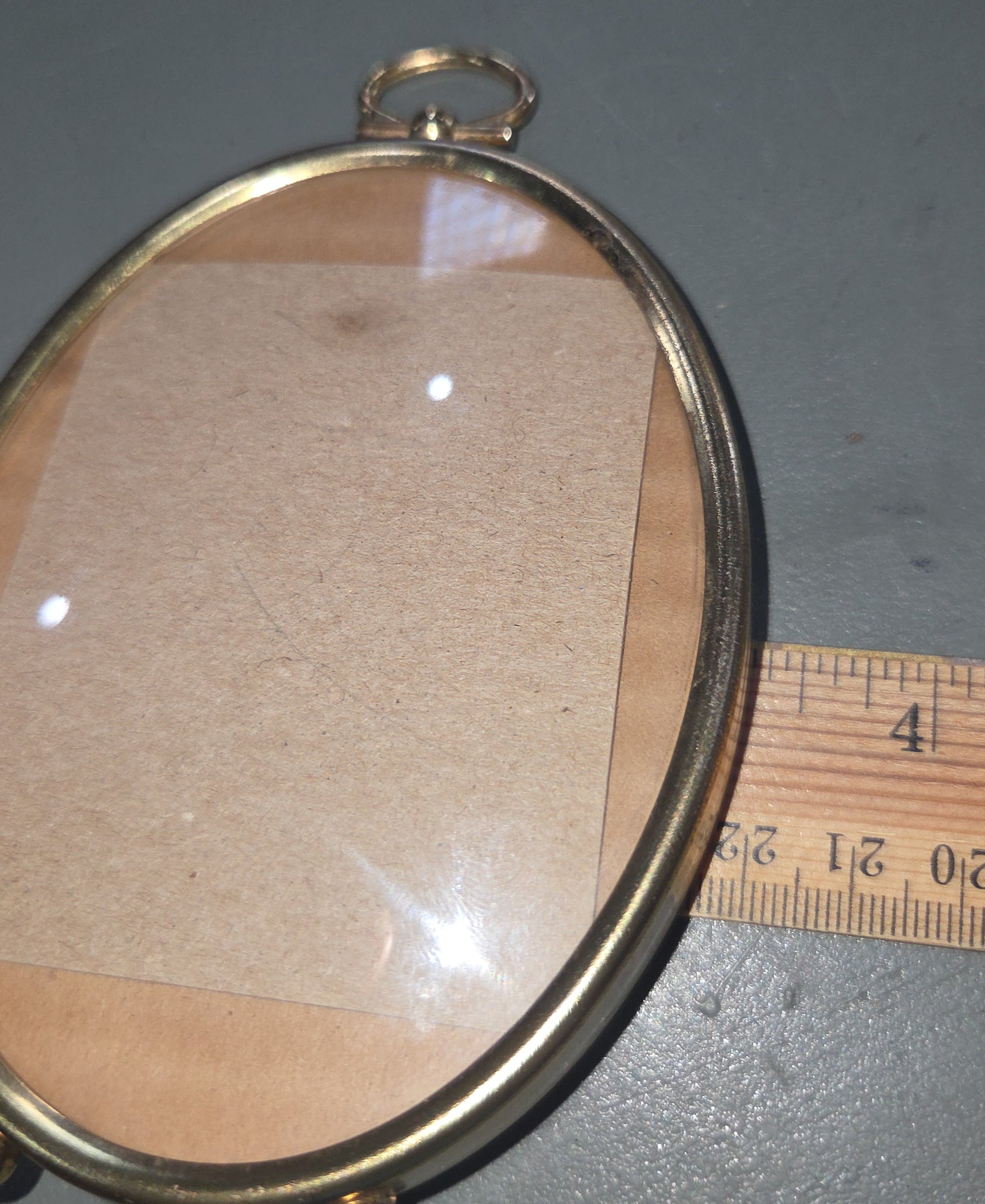 Vintage Footed Oval Photo Frame 4x3" see description vf4