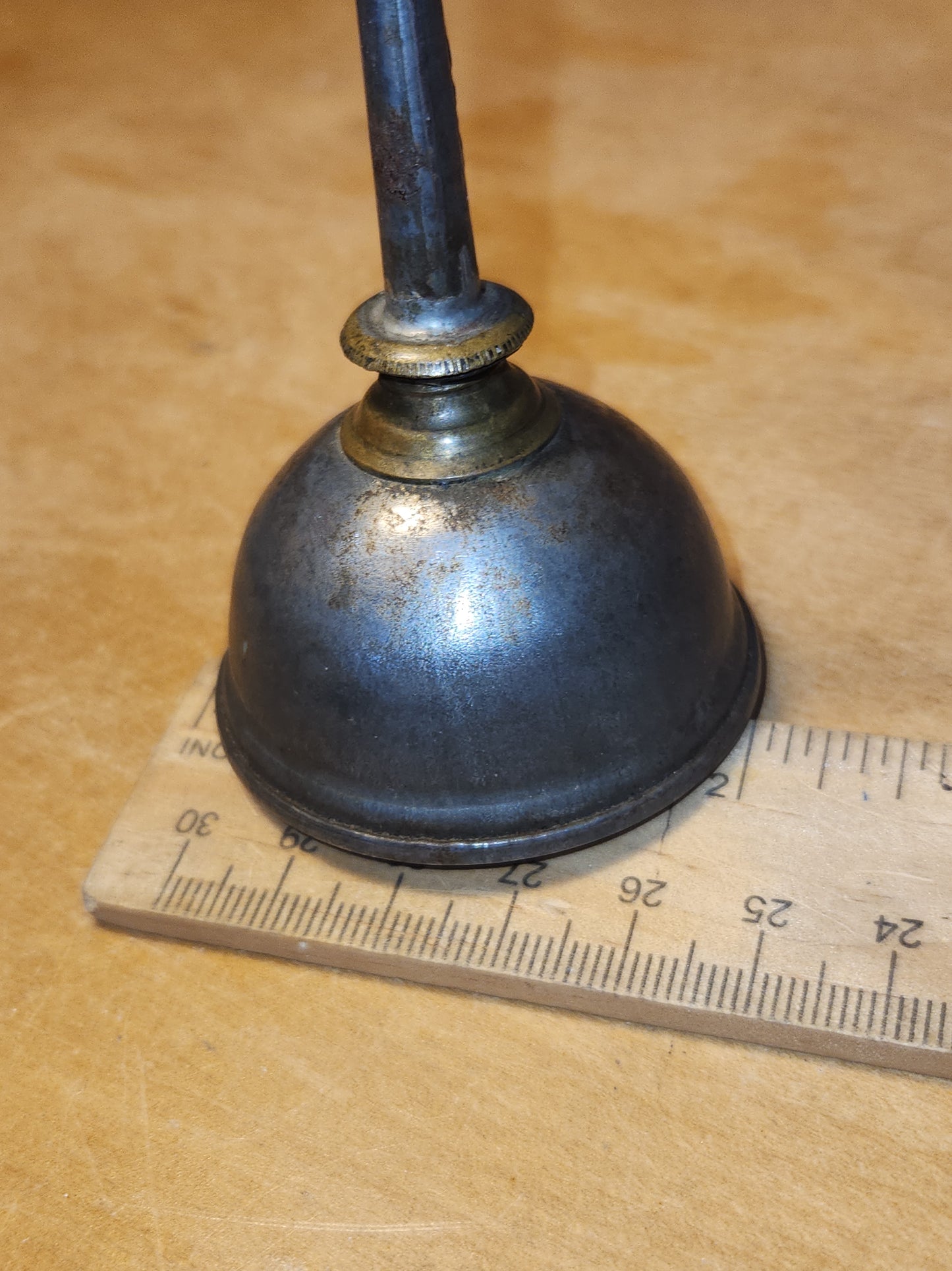 Vintage Metal Small Oil Can oc76