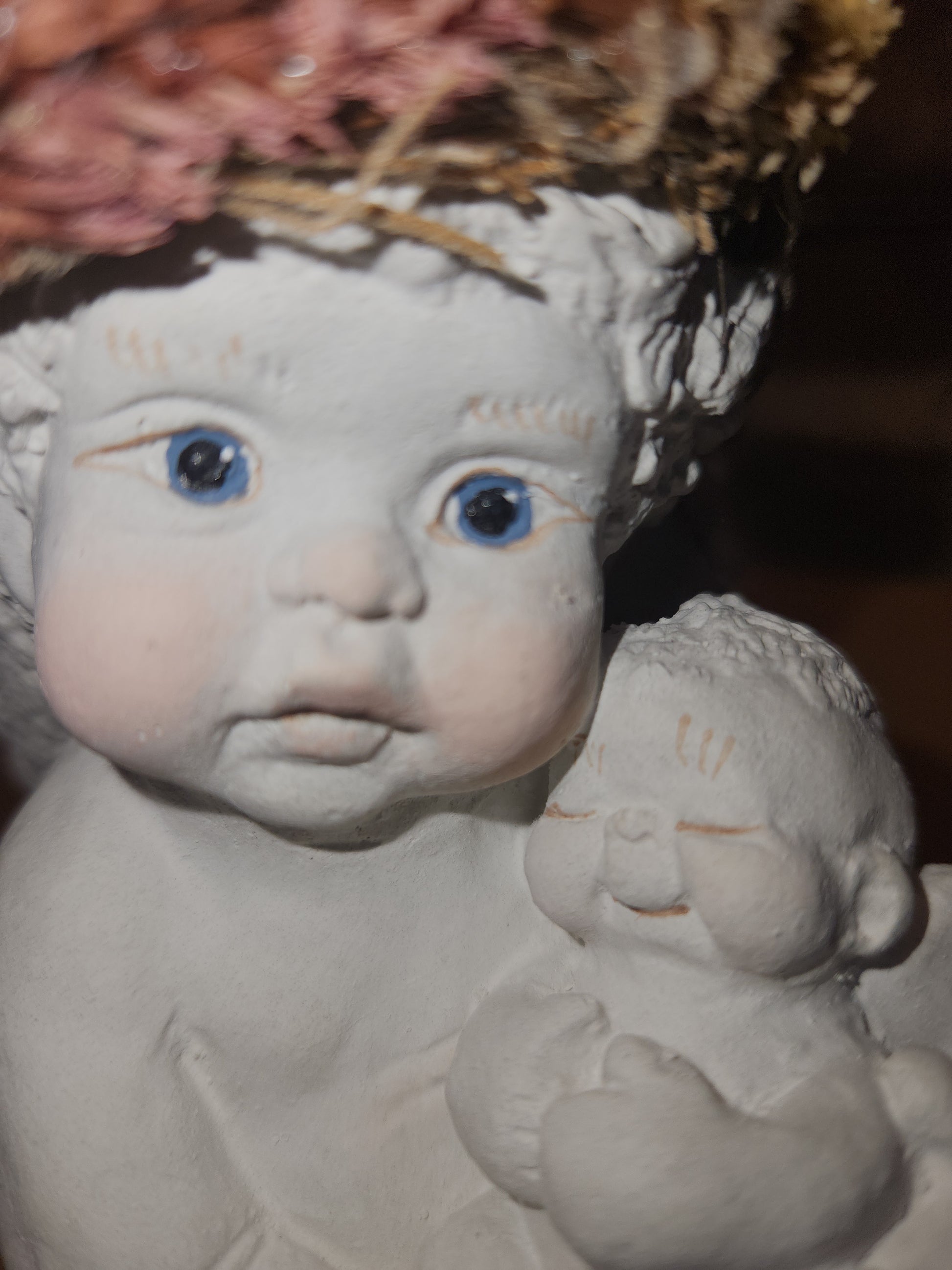 Vintage Dreamsicles Golden Cherub with Child 10656 Kristin Haynes 1993 Cast Art Industries di8