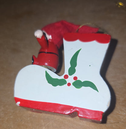 Vintage Wooden Ornaments Snowman Cat Shoe Tree Set of 5 MCM Kitchy