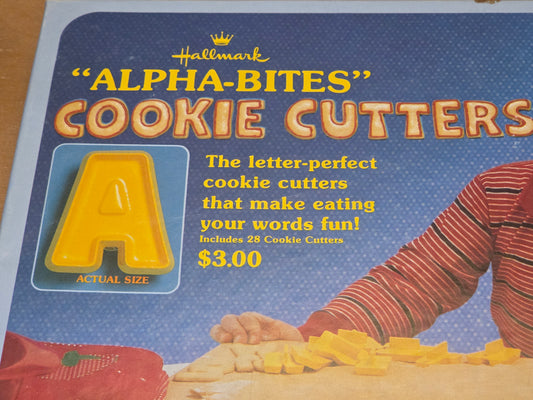 Vintage Collectible Cookie Cutter Hallmark Alpha-bites c6